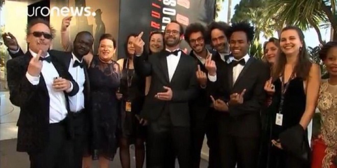 Cédric Herrou doigt honneur Festival Cannes