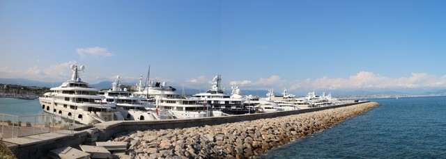 Antibes Quai milliardaires