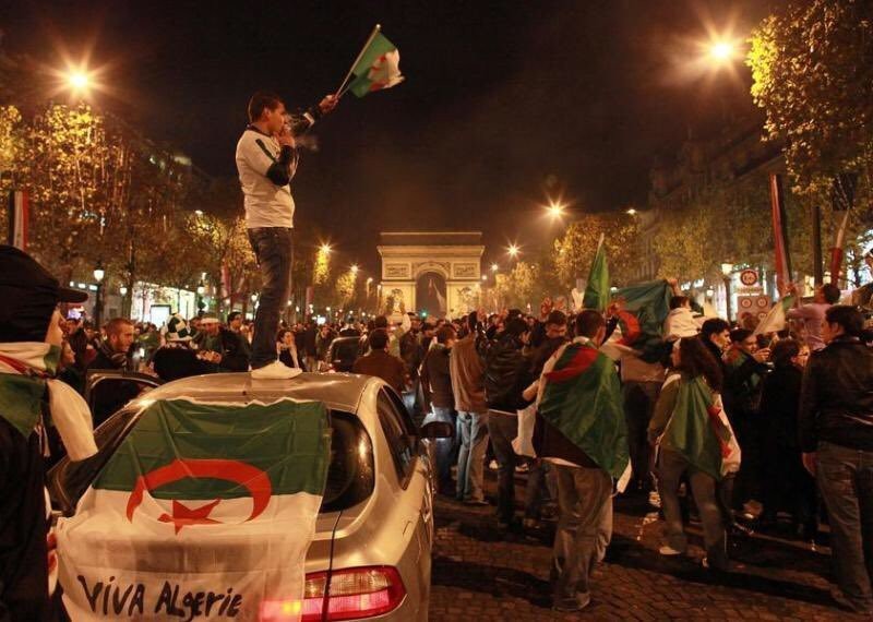 Supporters algériens Champs Élysées 11 juillet 2019