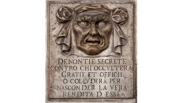 Bouche de dénonciation - Palais des Doges à Venise