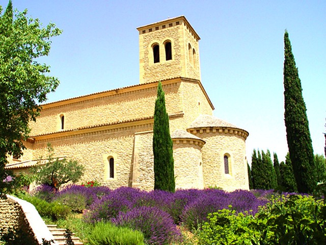 Les pépites monastiques ensoleillées de l’abbaye du Barroux  Nice
