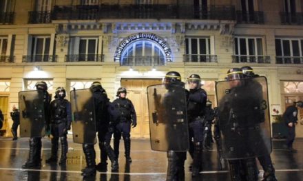 Au théâtre ce soir